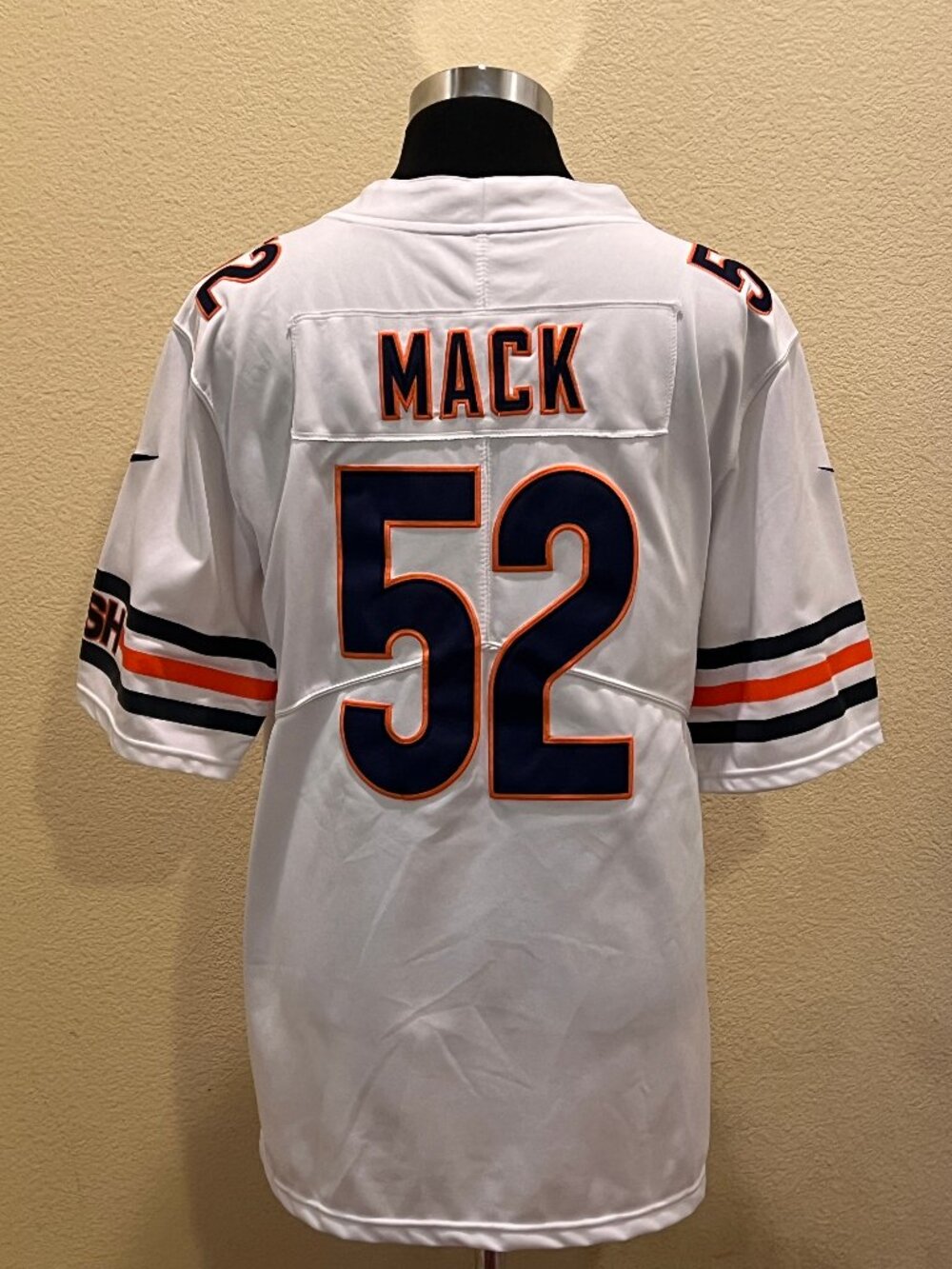 Nike Chicago Bears Khalil Mack #52 NFL Jersey Mens Size M White